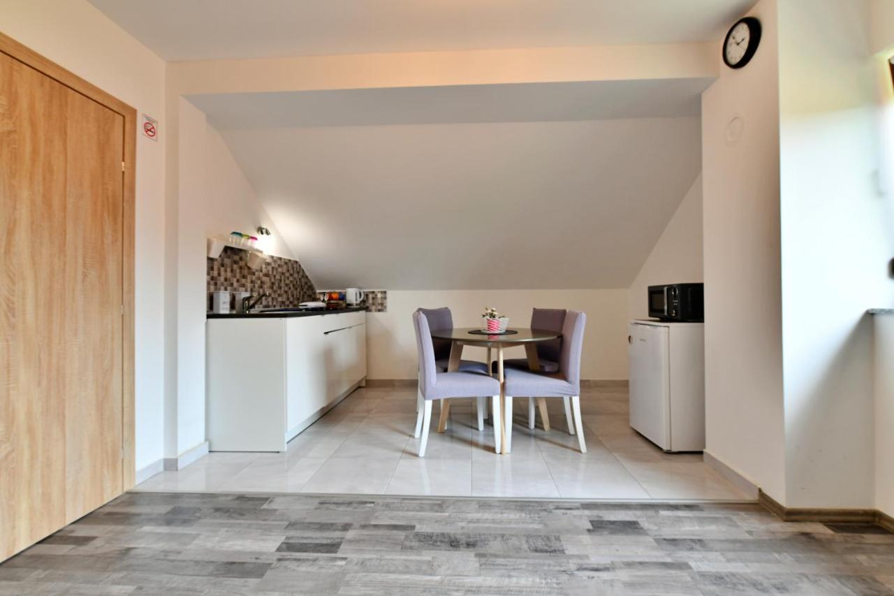 Apartman Mate Rakovica Buitenkant foto