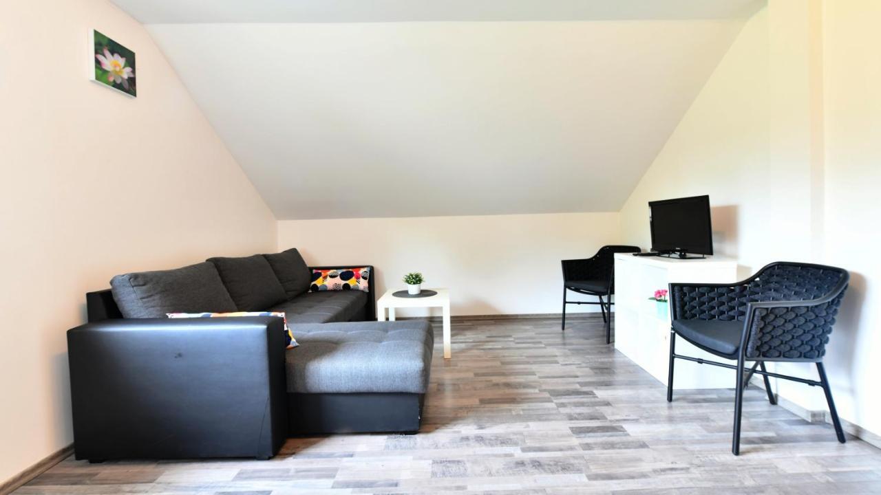 Apartman Mate Rakovica Buitenkant foto