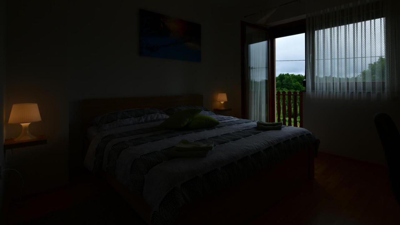 Apartman Mate Rakovica Buitenkant foto