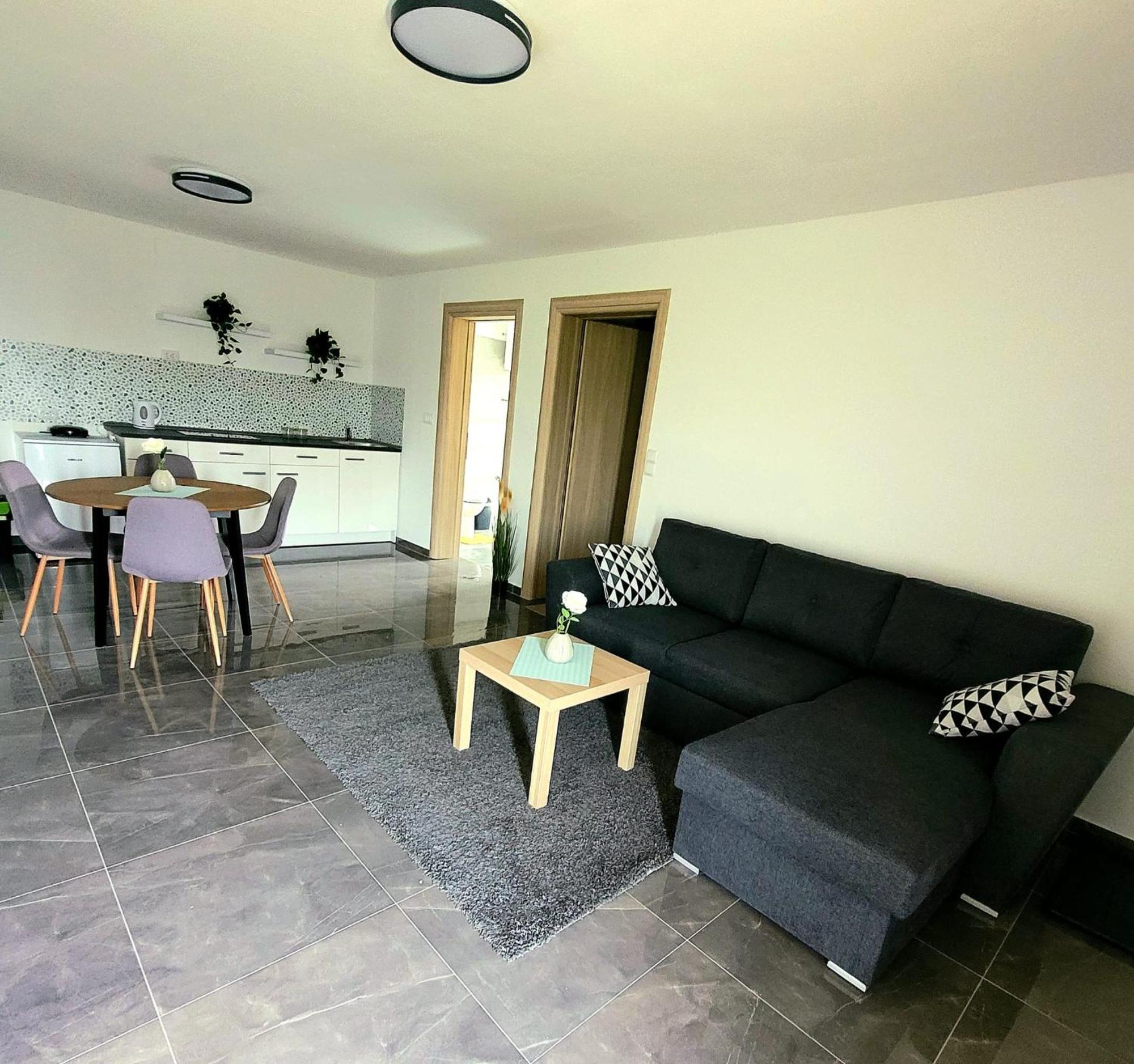 Apartman Mate Rakovica Buitenkant foto